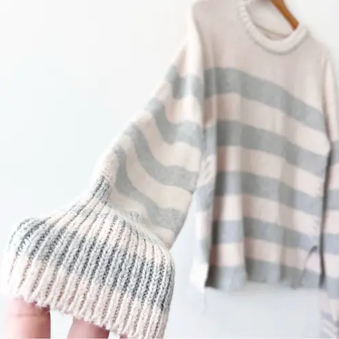 Faherty Ojai Cotton Blend Sweater in Nautical Stripe Gray