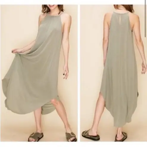 Sage green summer maxi dress Size M