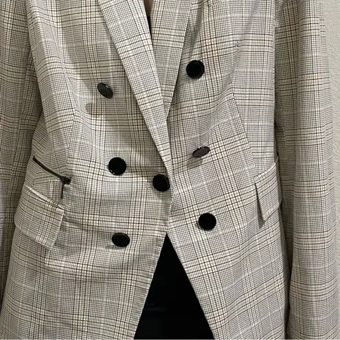 Karl Lagerfeld Paris Double Breasted Style 1-Button Neutral Plaid Blazer M/L?