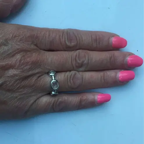 Stylish Women's Silver Ring, Round and Square Faceted Accents, Size 7