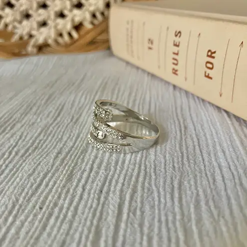 Boutique Silver Sparkly Multi Layered Four Shank Folded Ring “Nazarin” Pave Inset Rhinestone Jewelry