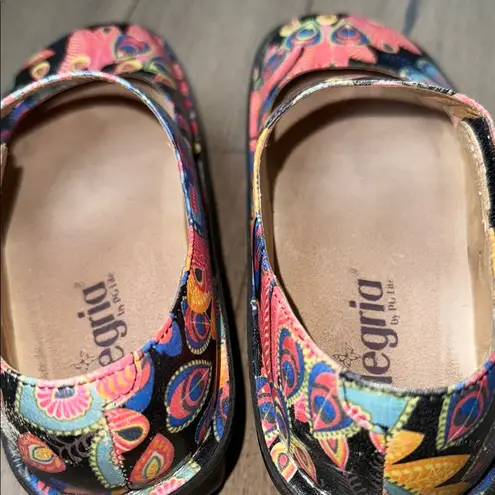 Alegria Paloma Pro Fall Feathers Mary Janes