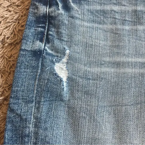 Silver Jeans NWT! Sure Thing Long Short High Rise Universal Fit Size W25 L6.5