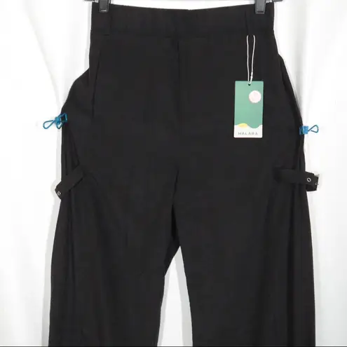 Halara NWT dark gray/black side leg suede feel pant with side buckles. Size M