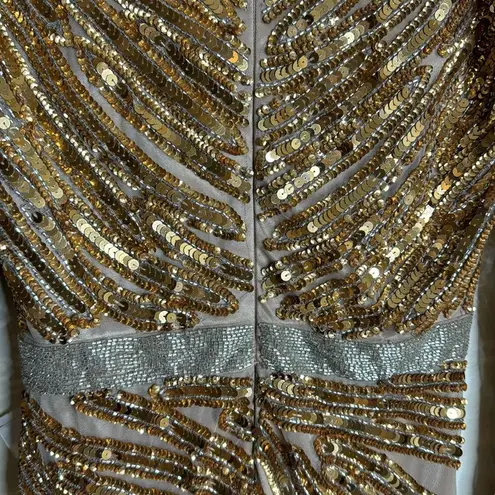 Mac Duggal LONG SLEEVE SEQUIN STREAKED GOWN in copper embellished size 6