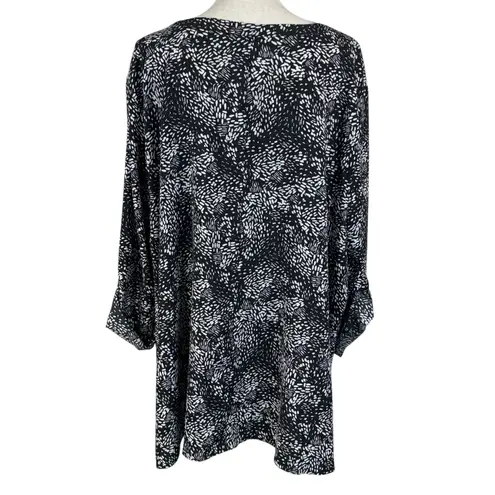 Catherines 3X-Large (26/28W) Top Button-Up Abstract 3/4 Roll-Tab Sleeve Pin-Tuck