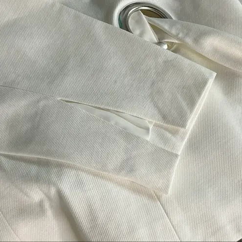 Elegant White Blazer with Tie Detail Size 14