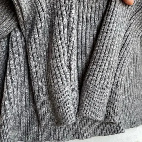 Cyrus RAYA { Knits} Cable Knit Ribbed Mock Neck Sweater - Large