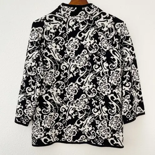JM Collection black white mandarine collar blazer