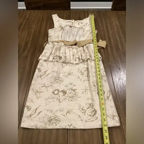 Moulinette Soeurs Cream Gold Sleeveless Dress Keyhole pleated Back peplum L 10