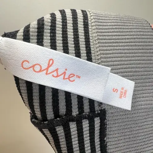 Colsie Women's Ribbed Bralette Striped Black Gray Padded Bra Keyhole Back Small