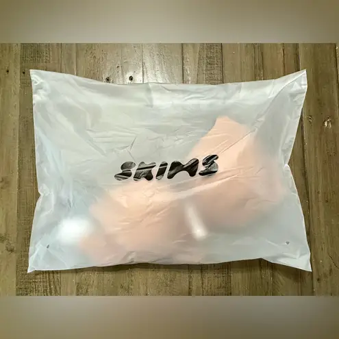 SKIMS NWT Smoothing Intimates Full Coverage Bra - Sienna Tan Beige - 38C - Image 6