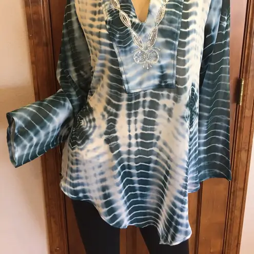 Jasmine ❤️ 3/$20! ❤️ Tie Dye Embellished Boho Blouse