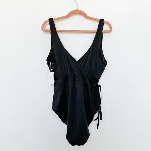 ANDIE Belmar One Piece Swimsuit Black Size Large NWT Minimalist Resort Beach