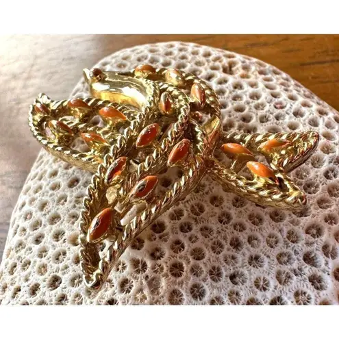 Vintage Gerrys Peace Dove Brooch Pin Faux Coral Beads Gold Tone Open Cut…