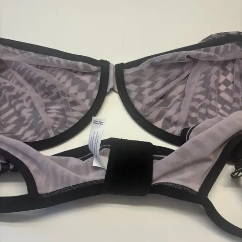 Cacique Sheer Unlined High Apex Plunge Underwire Bra Plus Size 46DD Geometric