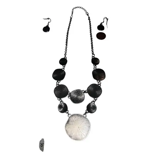 Lia Sophia Solace Silver Geometric Disc Necklace & Earring Set Women’s One Size