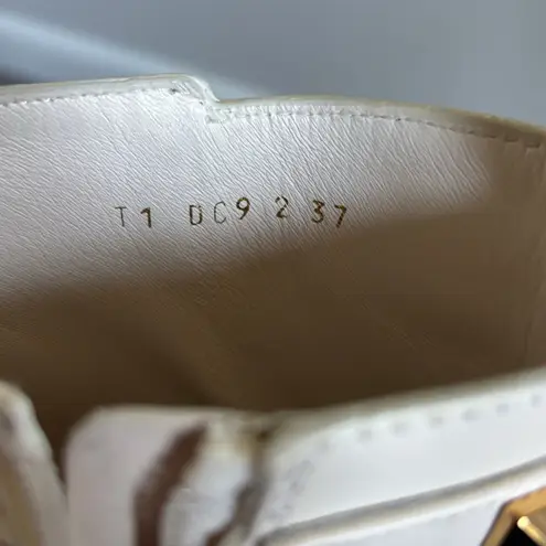 Valentino Garavani Roman Stud Combat Boots White Leather Chelsea Ankle Size 37