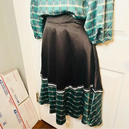 Modcloth  Hutch On the Brink of Brilliant ALine Plaid Satin Skirt Black Green M