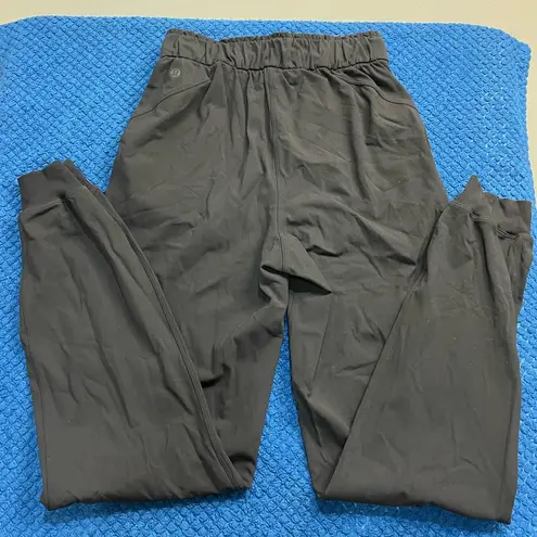 Lululemon  Athletica Keep moving black Joggers size 2 thumbnail 4