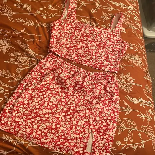 SheIn Red and white floral 2 piece set  size Medium