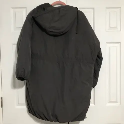 American Eagle  grey winter coat women’s size small. Puffer‎ jacket mid length