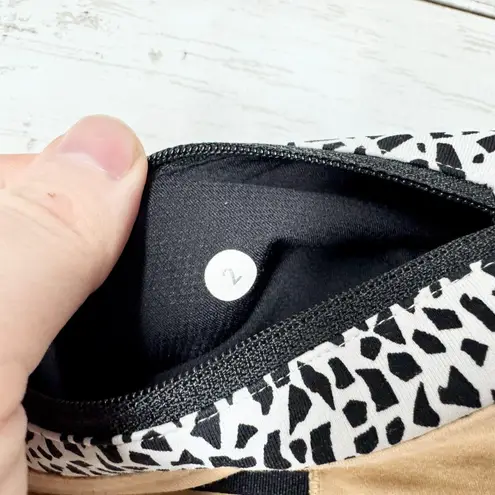 Lululemon Pants Women Size 2 Black Speckle Print Ankle Crop Leggings Pockets