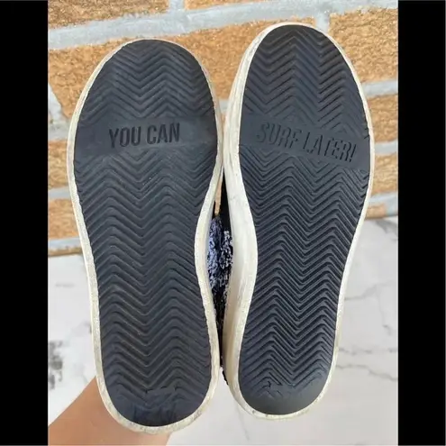 P448 John Sequin Sneakers size 6