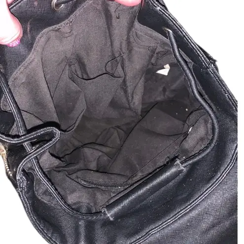 Black faux leather faux fur backpack Medium Size