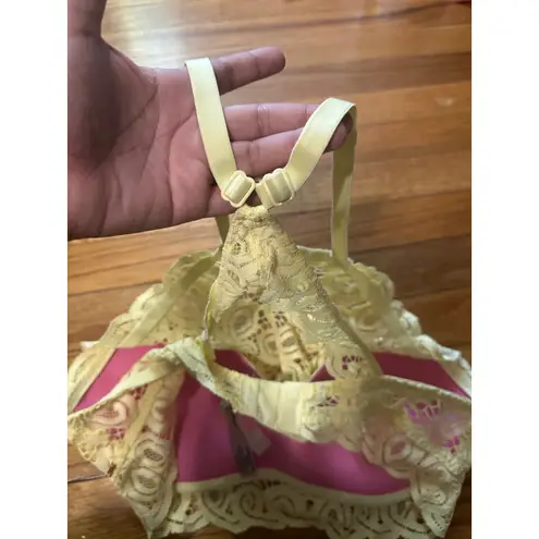 Victoria’s Secret PINK Yellow Racerback Lace Push