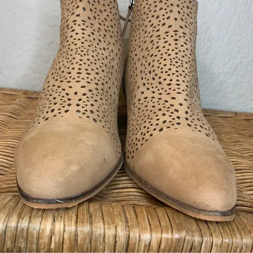 Caslon  Nubuck Leather Perforated Cutout Jamie Bootie Size 9.6