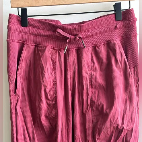 Lululemon  Dance Studio Jogger