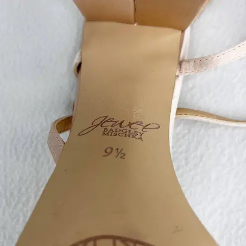 Badgley Mischka Jewel Earlene Block Heel Sandal 9.5 Champagne Satin Prom