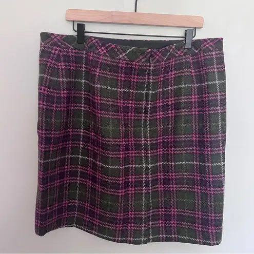 L.L.Bean  Wool Favorite Fit Plaid Skirt - Size 18