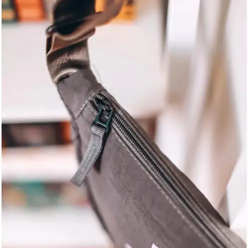 Bookish Box Zodiac Academy Crescent Bag