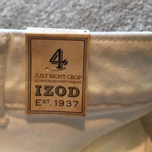 IZOD  woman’s  crop jeans