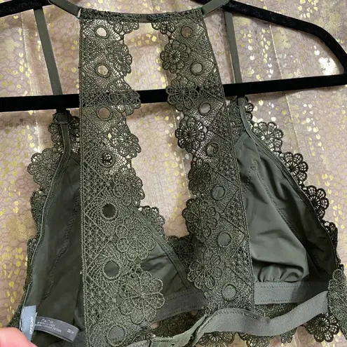 Aerie Boho Lace Racerback Triangle Bralette Olive Green M, NWOT