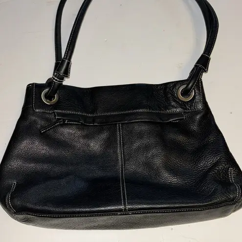 TIGNANELLO BLACK PEBBLED LEATHER SHOULDER BAG OUTSIDE ZIP POCKET
BLACK BEAUTY