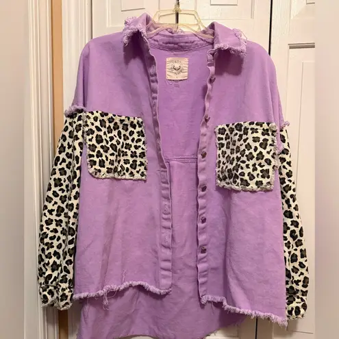Fantastic Fawn purple & Leopard Contrast Denim Shacket small oversized