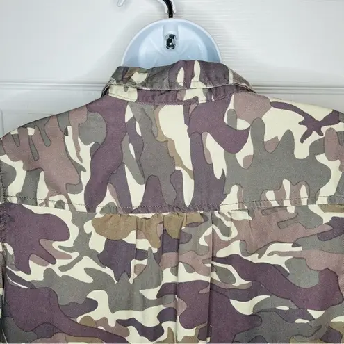 Velvet Heart Camo Button Down Shirt Bottom Ruffle Green S