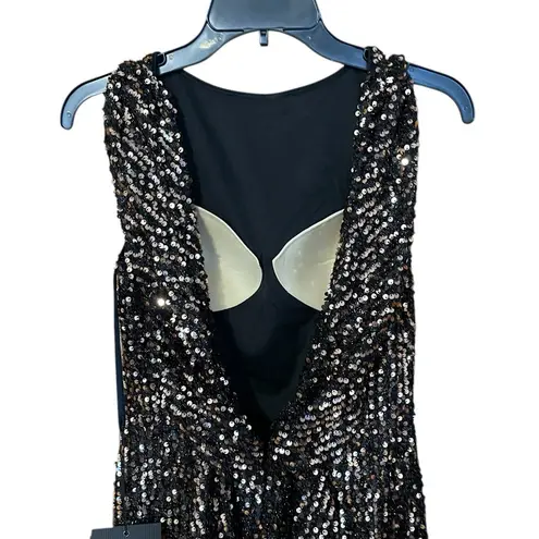 Mac Duggal Size 2 NEW Bronze Cowl Back Boat Neck Sequined Formal Gown 26331