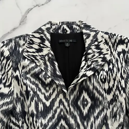 Lafayette 148 New York black and white ikat print blazer jacket Sz 10 Old Money