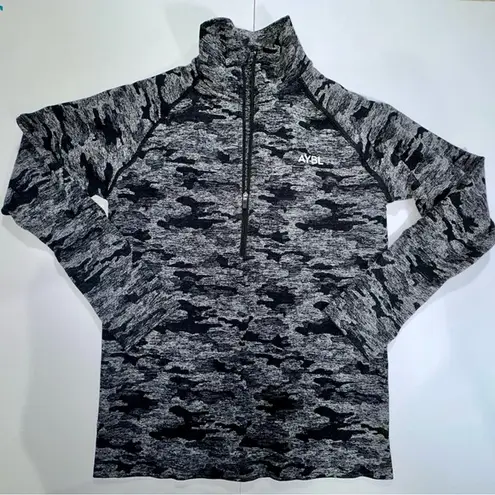 AYBL EUC Motion Seamless Half Zip Pullover in black camo. Large. Women’s.