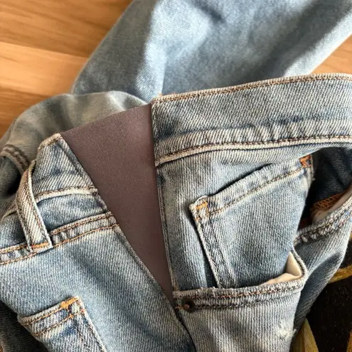 Hatch Jeans Maternity Size 30 Light Blue Distressed Raw Hem Comfort Casual