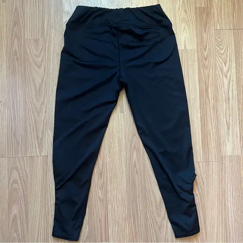 Reel Legends Womens Size Small Activewear Athletic Leggings ‘Keep It Cool’ Black