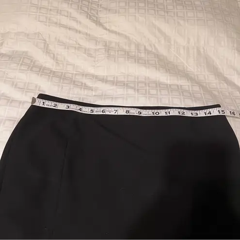 DKNYC Black skirt exposed gold back zipper 2