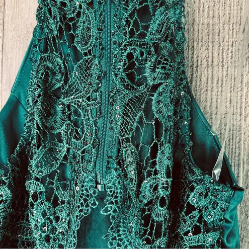 Crystal Doll Crystal Dolls Size 3 Hi-Lo Tea Length Cocktail Crochet Halter Neck Party…