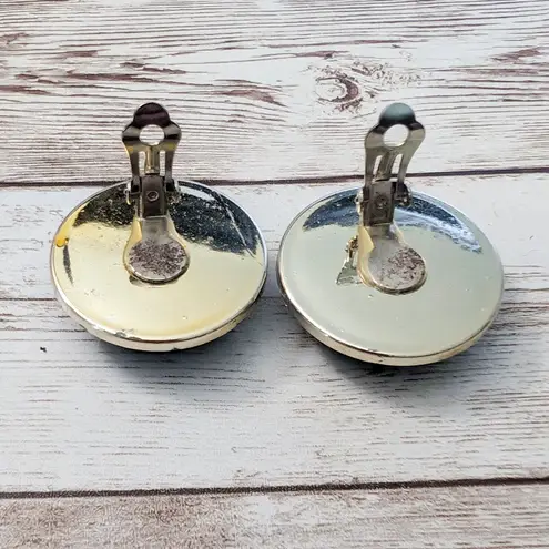 Vintage Clip On Earrings