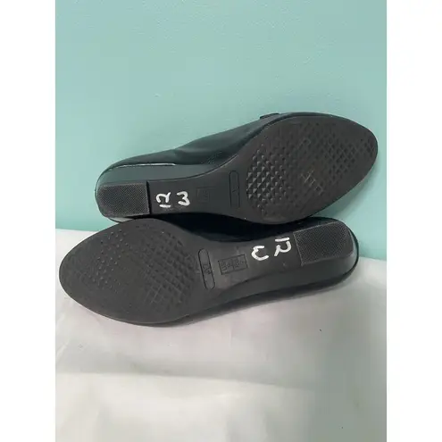 Aerosoles A2 Size 9 Black Leather Womens Shoes Slip on S-438