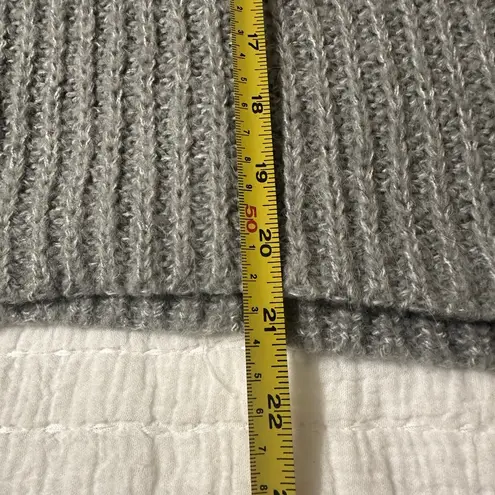 Elodie  from Anthropologie gray crew neck pullover sweater size large